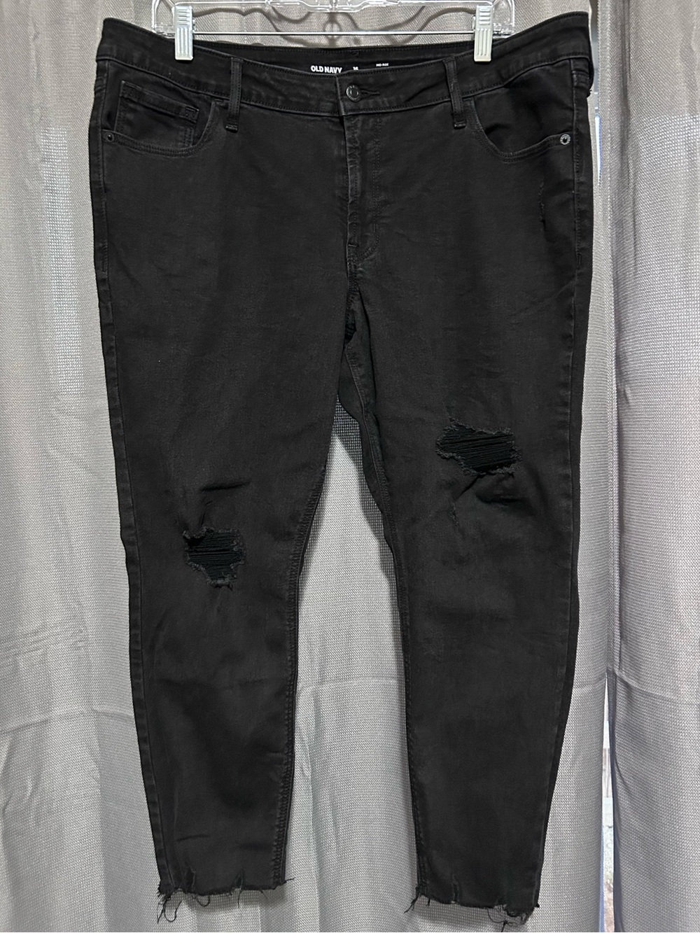Women’s Mid-Rise Rockstar SS Black Destruction Ankle Jeans